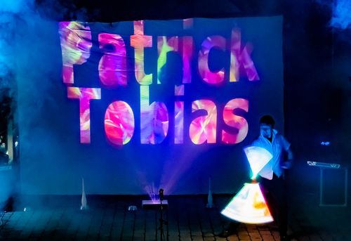 Hochzeits LED Jonglage mit Namens Einblendung